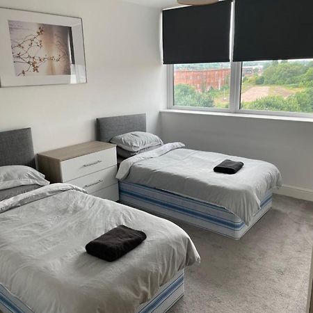 #0611 Two Bedroom Serviced Apartment - Free Parking Derby Exterior foto